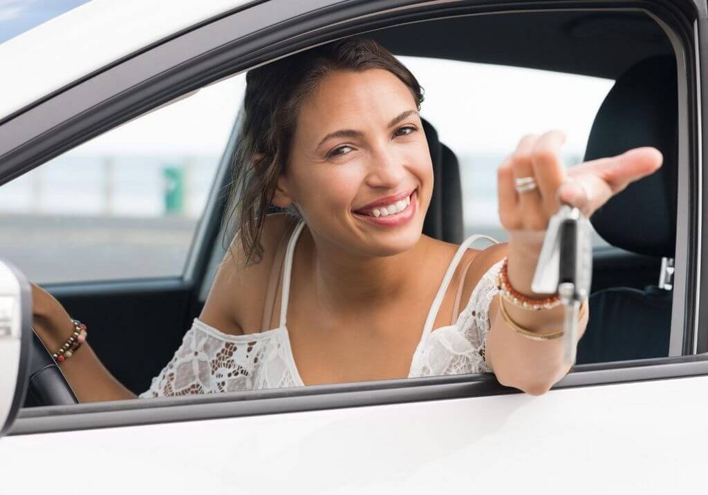 Woman with car keys RF