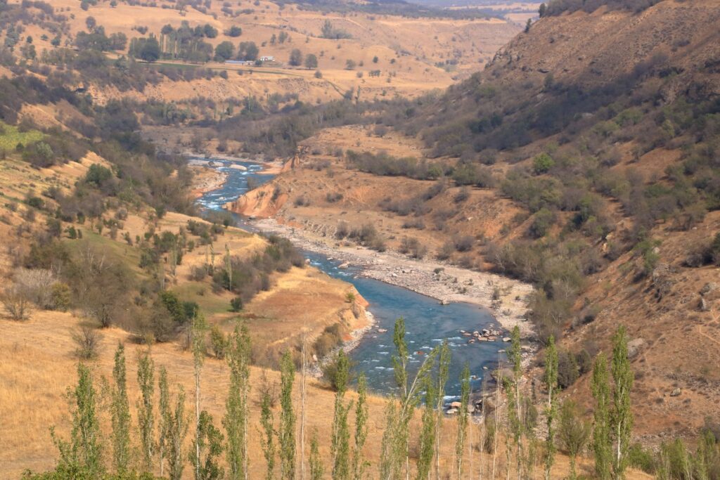 solo travel kyrgyzstan